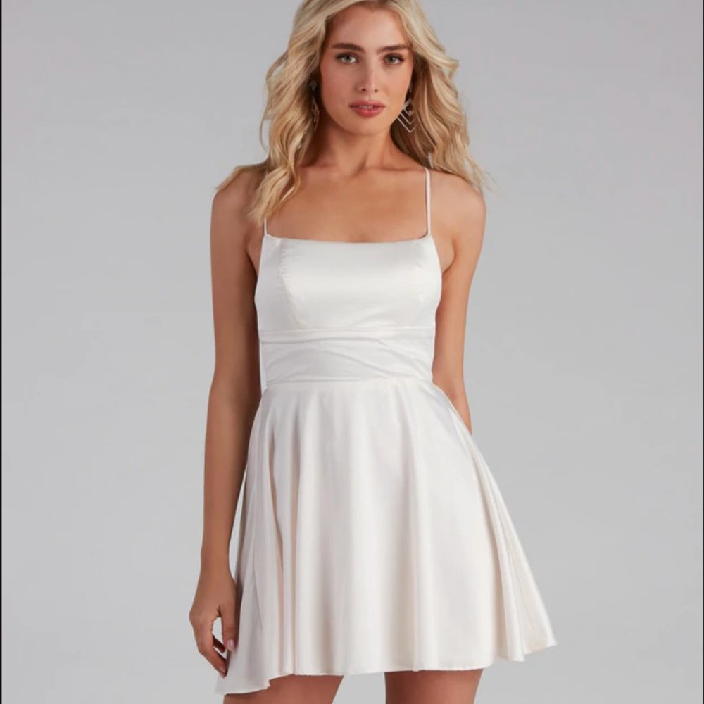 NWT Sold Out Windsor Sonia Satin Mini Dress